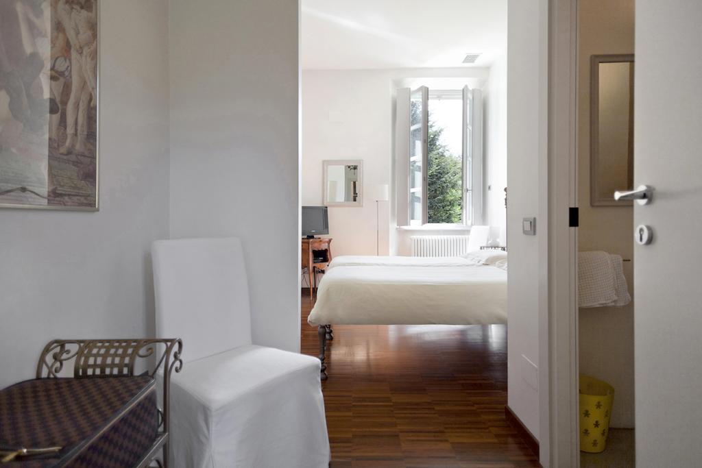 La Canarina Bed & Breakfast Комо Номер фото